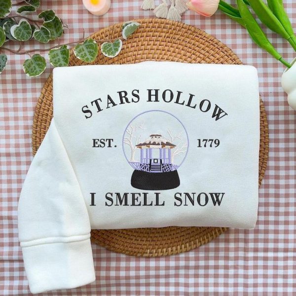 Embroidered Star Hollow I Smell Snow Sweatshirt, Star Hollow Embroidered Hoodie, Christmas Embroidery