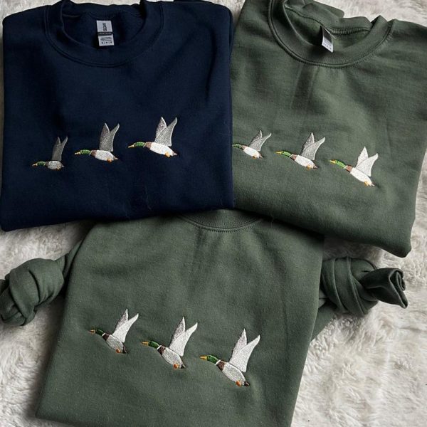 Embroidered Duck Sweatshirt, Animal Lover Sweatshirt, Duck Embroidery Hoodie Crewneck